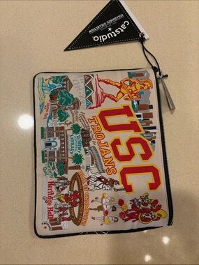 USC Trojans zip pouch